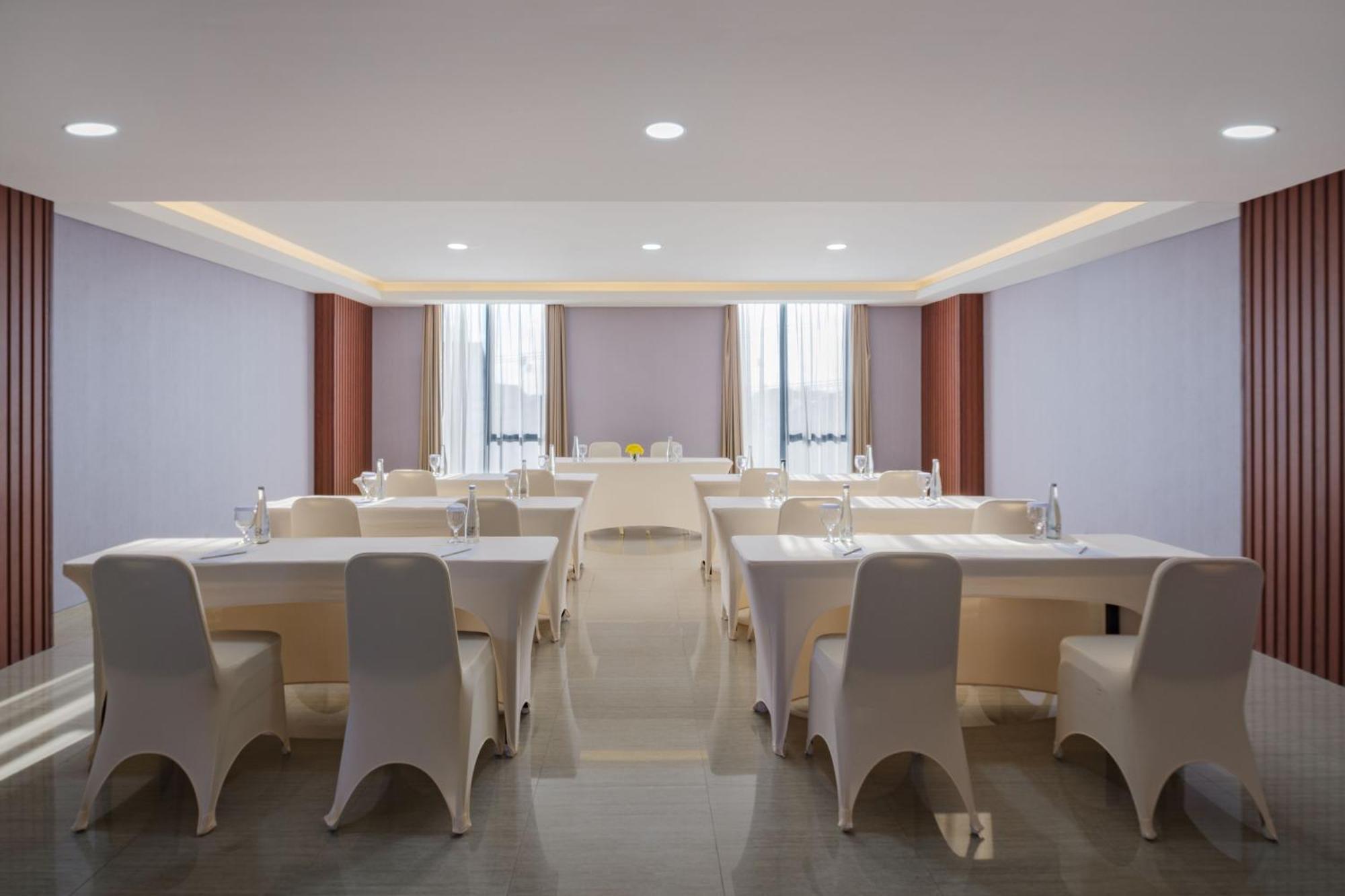 Hotel Santika Blitar المظهر الخارجي الصورة